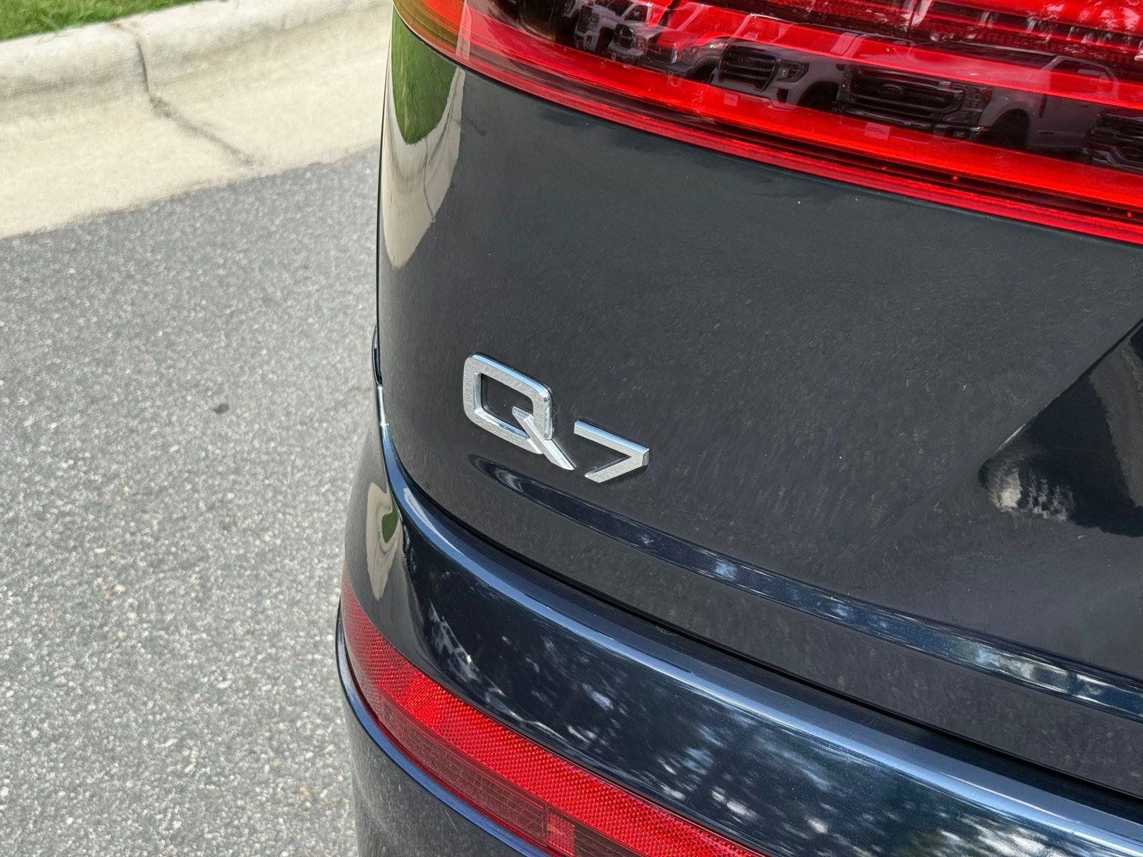 Used 2018 Audi Q7 2.0T Premium AWD/4WD image 9
