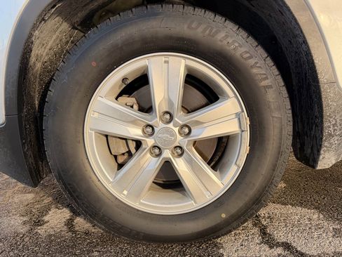 Used 2020 Chevrolet Trax LT image 9