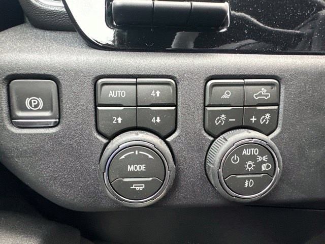 New 2026 Chevrolet Silverado 2500 High Country w/ High Country Premium Package AWD/4WD image 15