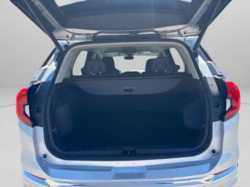 Used 2018 GMC Terrain Denali w/ Advanced Safety Package FWD image 12