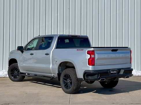 Used 2019 Chevrolet Silverado 1500 Custom Trail Boss w/ Custom Convenience Package image 4