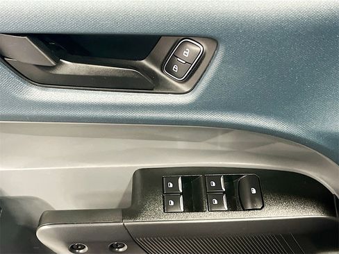 Used 2022 Ford Maverick XL image 17