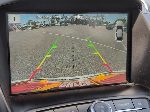 Used 2017 Ford Escape SE w/ Equipment Group 201A FWD image 20