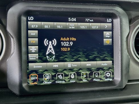 Used 2023 Jeep Wrangler Unlimited w/ Cold Weather Group AWD/4WD image 21
