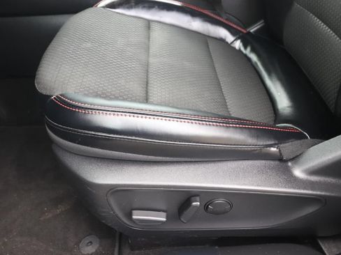 Used 2024 Ford Escape ST-Line w/ Tech Pack #1 FWD image 17