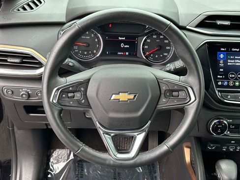 Used 2023 Chevrolet TrailBlazer ACTIV w/ Technology Package AWD/4WD image 29