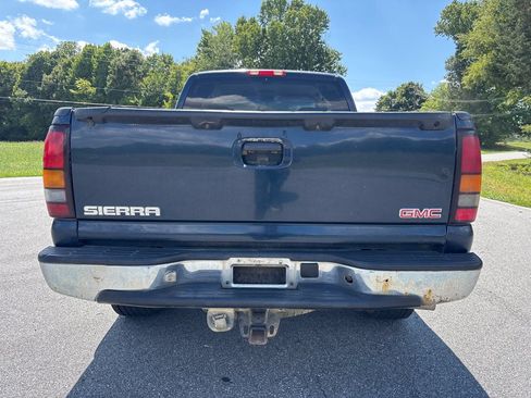Used 2006 GMC Sierra 1500 SLE w/ Light Duty Power Package AWD/4WD image 3