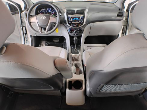 Used 2016 Hyundai Accent SE image 15