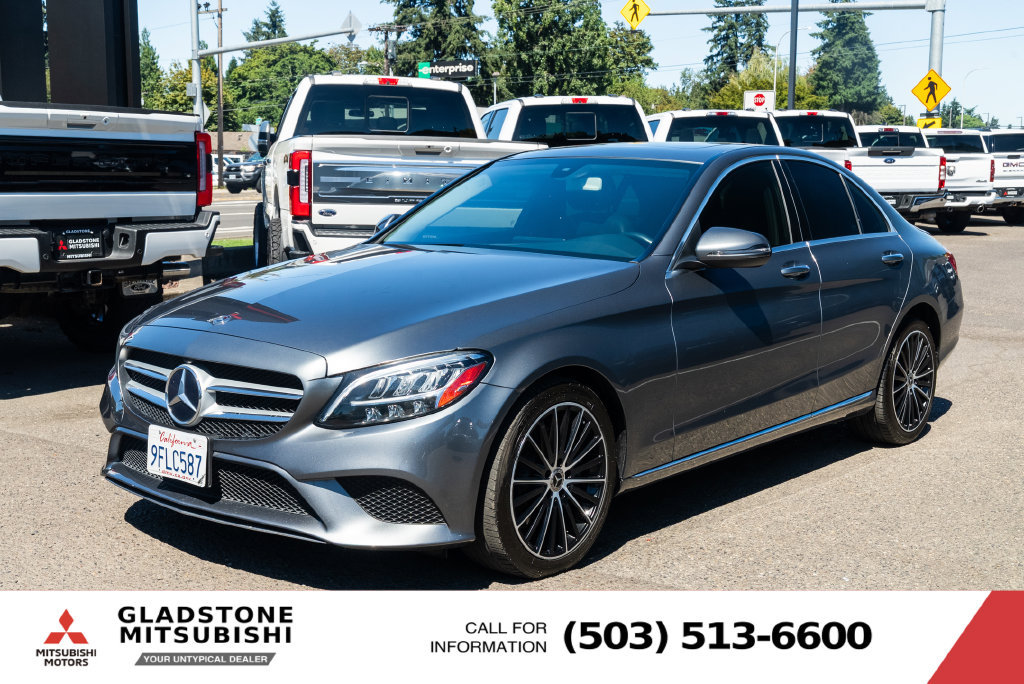 Used 2019 Mercedes-Benz C 300 Sedan image 4