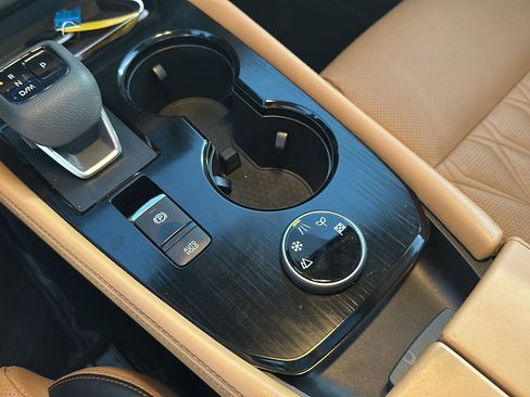 Used 2023 Nissan Rogue Platinum w/ Platinum Premium Package image 34