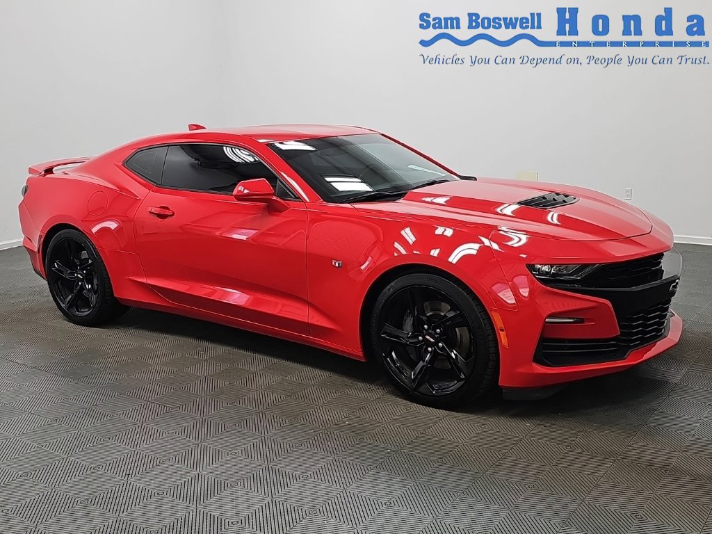 Used 2019 Chevrolet Camaro SS RWD image 1