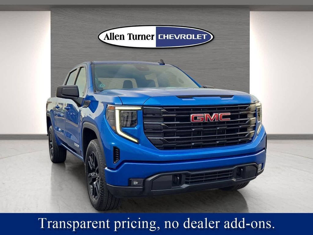 Used 2024 GMC Sierra 1500 Elevation AWD/4WD image 2