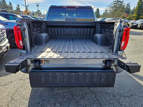 Used 2019 GMC Sierra 1500 AT4 w/ AT4 Premium Package image 9
