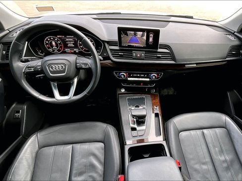 Used 2020 Audi Q5 2.0T Premium Plus w/ Premium Plus Package image 14