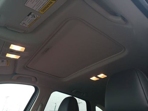 Used 2024 MAZDA CX-5 AWD 2.5 S w/ Premium Package image 19