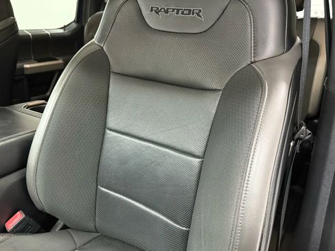 Used 2018 Ford F150 Raptor w/ Equipment Group 802A Luxury image 16