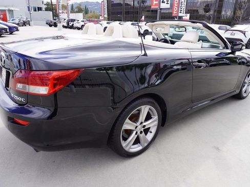 Used 2012 Lexus IS 250C image 7