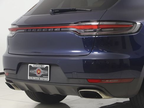 Used 2020 Porsche Macan AWD/4WD image 45