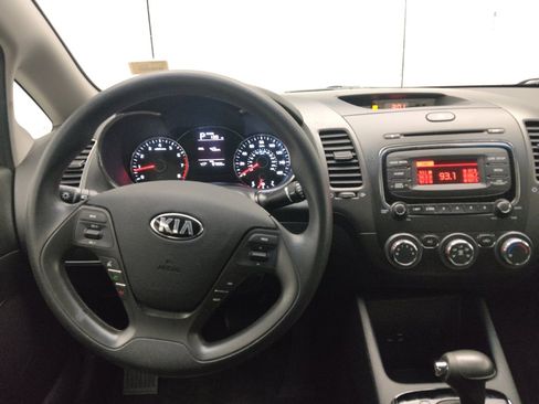 Used 2017 Kia Forte LX image 22