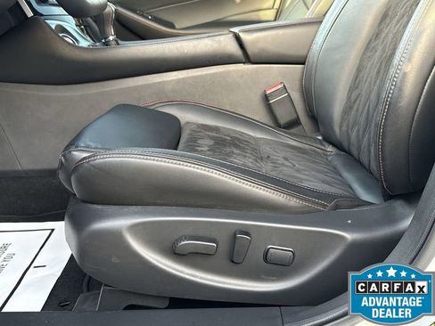 Used 2023 Nissan Maxima SR w/ Sport Mat Group image 13