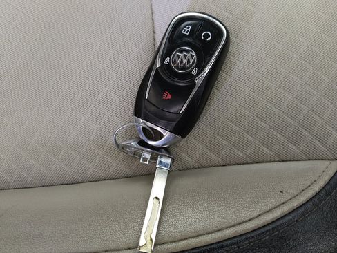 Used 2019 Buick Encore Preferred FWD image 32
