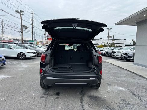 Used 2025 GMC Terrain Elevation image 30