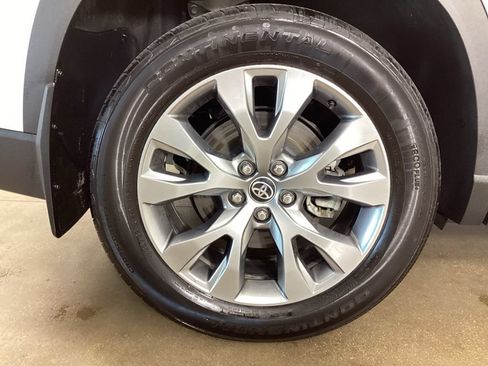 Used 2024 Toyota Grand Highlander AWD image 44