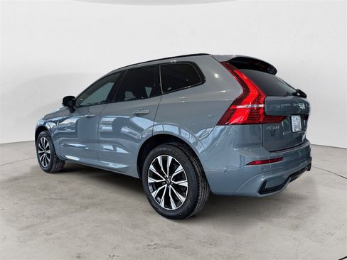 Certified 2023 Volvo XC60 B5 Plus w/ Protection Package Premier image 3