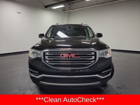 Used 2019 GMC Acadia SLT FWD image 2