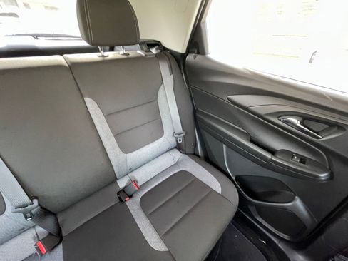 Used 2025 Chevrolet TrailBlazer LT image 37