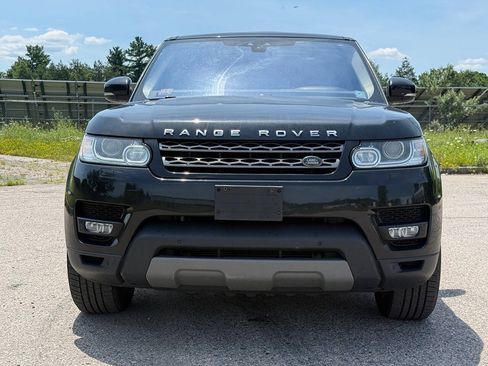 Used 2017 Land Rover Range Rover Sport SE AWD/4WD image 8