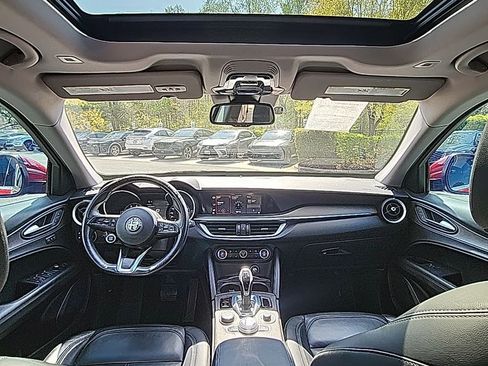 Used 2020 Alfa Romeo Stelvio Ti w/ Active Blind Spot Package image 17