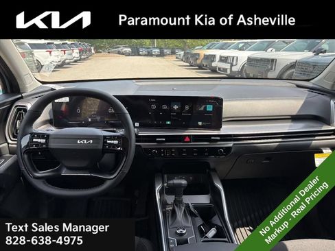 New 2026 Kia Sorento LX FWD image 8