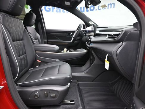 New 2026 Buick Enclave Avenir w/ Super Cruise Package image 7