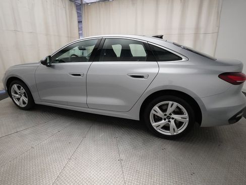 Used 2025 Audi Q5 Premium w/ Convenience Package image 35