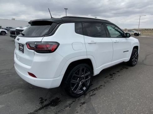 Used 2025 Jeep Compass Limited w/ High Altitude Package AWD/4WD image 8