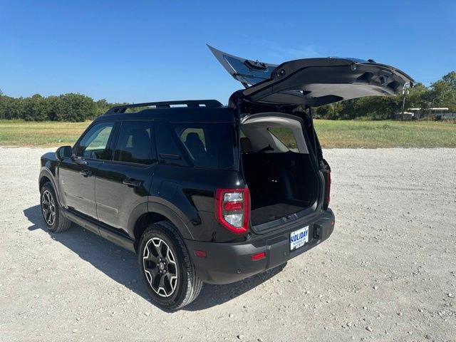 Used 2025 Ford Bronco Sport Outer Banks w/ Outer Banks Tech Package+ AWD/4WD image 4