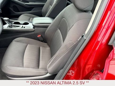 Used 2023 Nissan Altima 2.5 SV AWD/4WD image 11