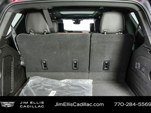 Used 2025 GMC Yukon Denali Ultimate image 32