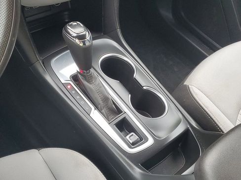 Used 2020 Chevrolet Equinox LS w/ LS Convenience Package FWD image 21