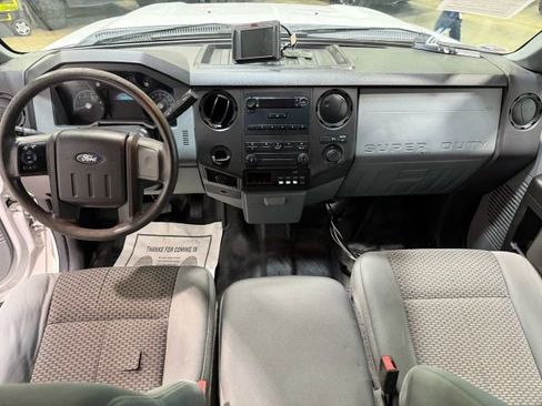 Used 2016 Ford F250 XL w/ Power Equipment Group image 14