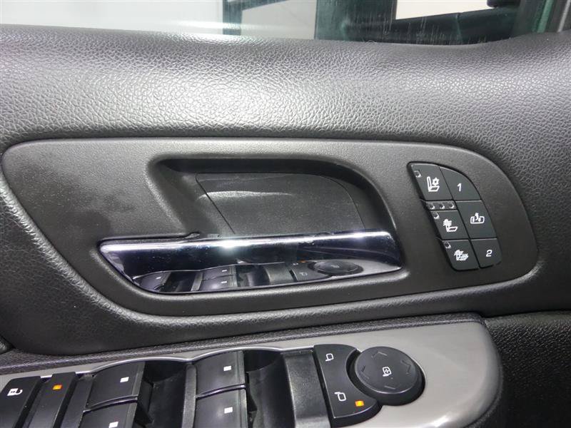 Used 2013 Chevrolet Silverado 3500 LTZ w/ LTZ Plus Package RWD image 17