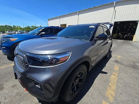 Used 2022 Ford Explorer Timberline w/ Timberline Technology Package AWD/4WD image 2