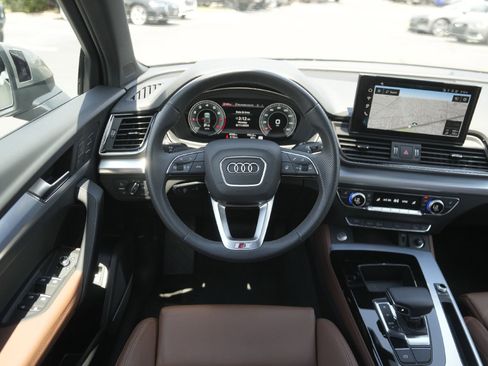 Certified 2025 Audi Q5 2.0T Premium Plus w/ Premium Plus Package image 25