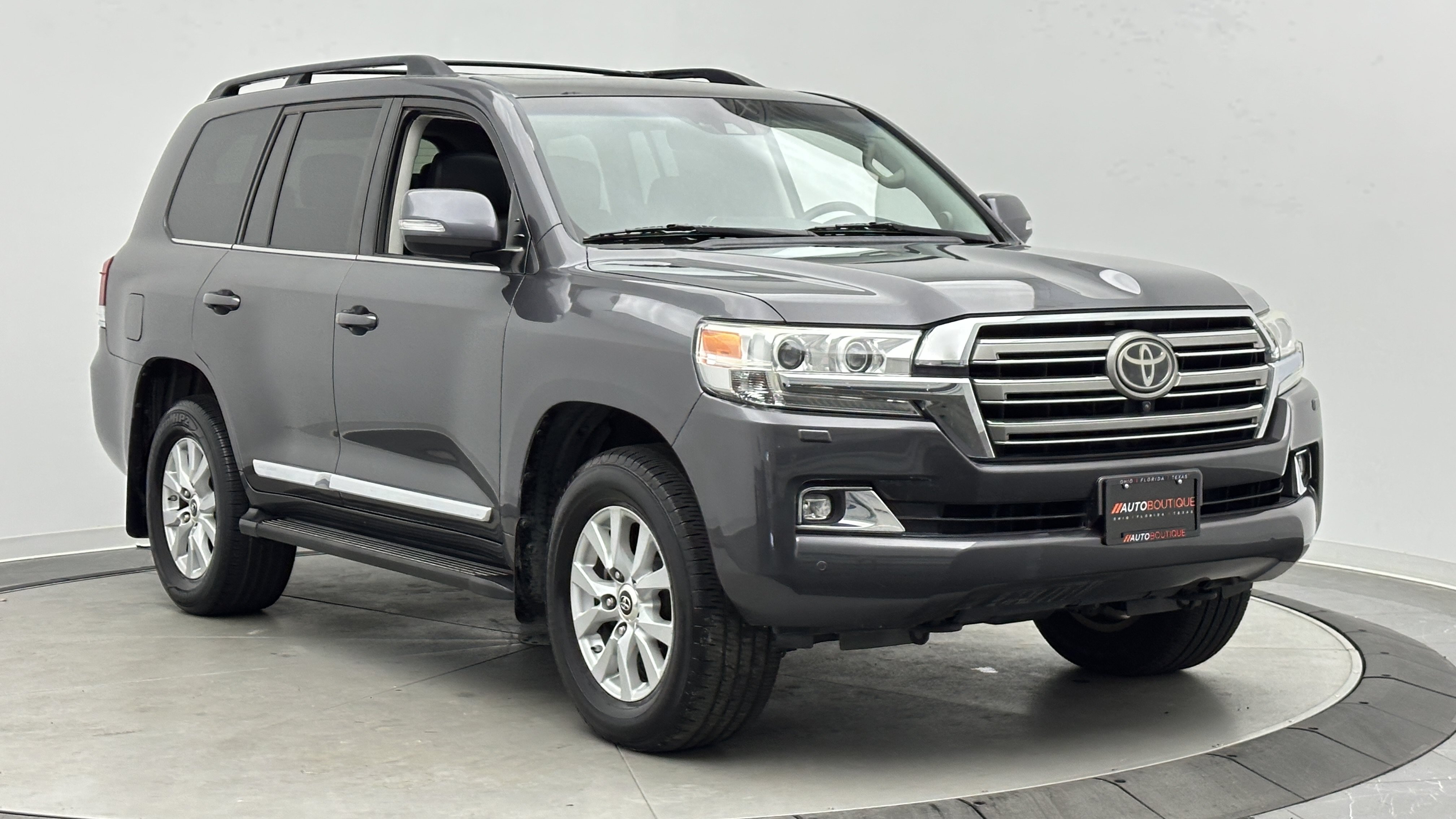 Used 2017 Toyota Land Cruiser AWD/4WD image 3