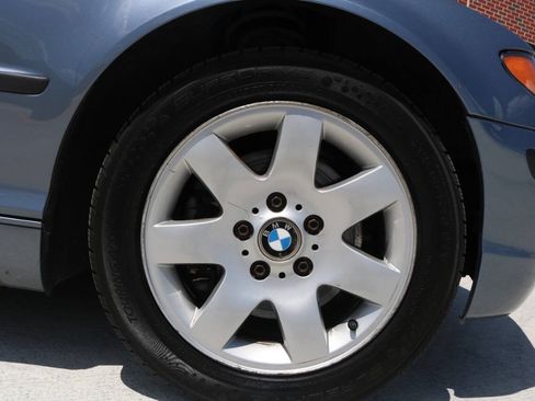 Used 2004 BMW 325xi Sedan AWD/4WD image 76