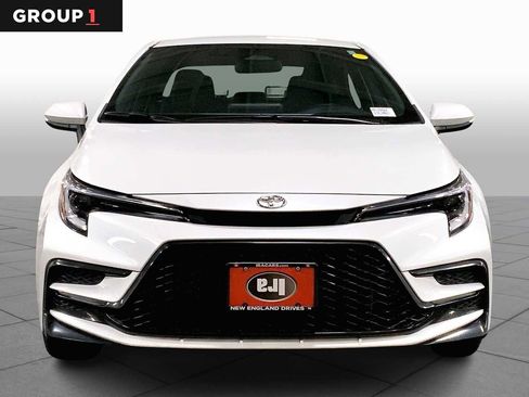 Used 2024 Toyota Corolla SE FWD image 4
