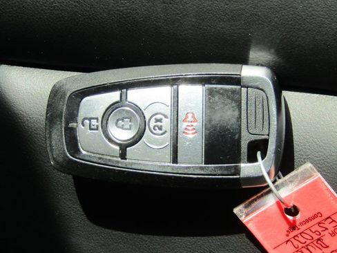 Certified 2025 Ford Bronco Sport Outer Banks w/ Outer Banks Tech Package+ AWD/4WD image 37