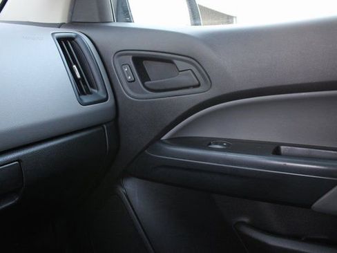 Used 2019 Chevrolet Colorado W/T w/ WT Convenience Package image 20