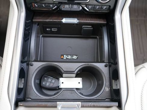 Used 2023 GMC Yukon Denali w/ Advanced Technology Package AWD/4WD image 56